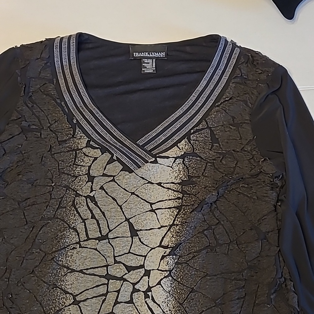 FRANK LYMAN DEDIGN Black and Gray Women's Top ABSTRACT CUT OUTS - Picture 2 of 8